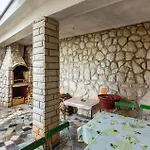 Gorgeous In With House Sea View *