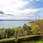 Gorgeous In With House Sea View Apartament *