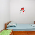 Apartment Gorgeous In With House Sea View *