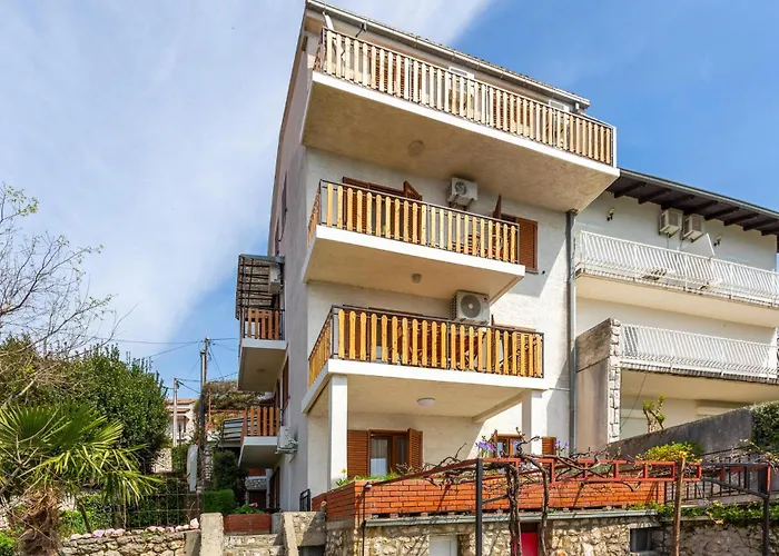 Apartament Beautiful In Dramalj